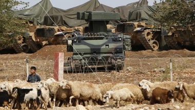 Một bệ phóng tên lửa được bố trí tại tỉnh Sanliurfa, giáp giới với Syria, ngày 6/10.
